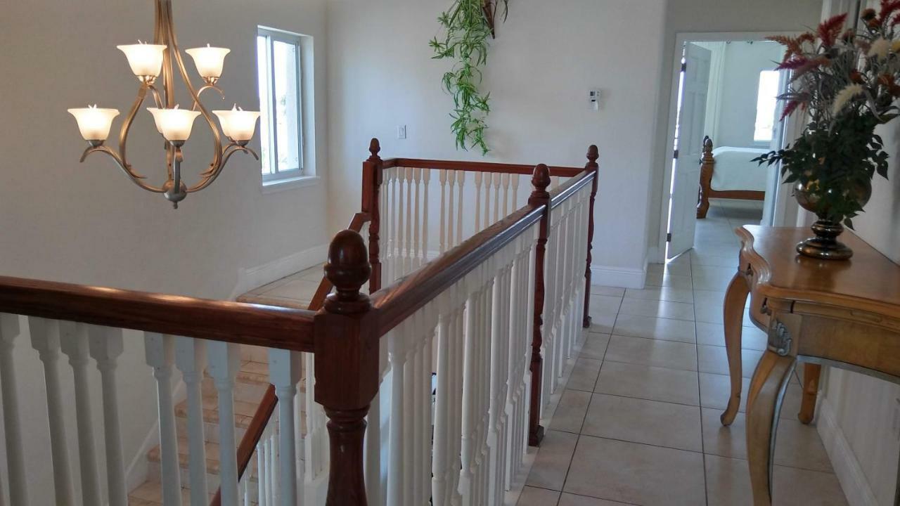 Mediterranean Three Story Beach Townhouse St. Pete Beach Exterior foto